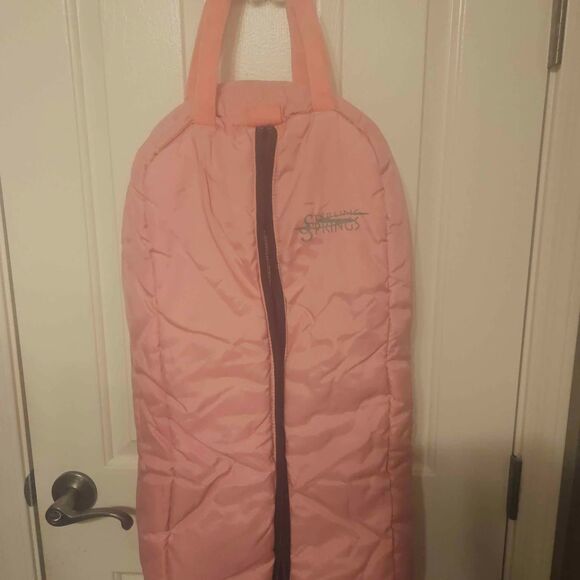 Matching Quilted Garment Bag and Bridle Bag Pink - Picture 6 of 7